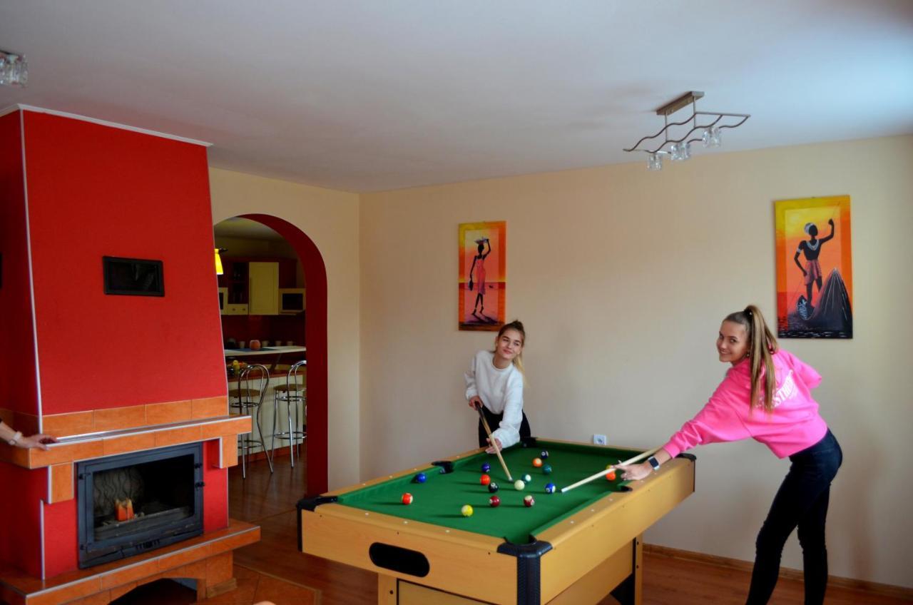 Vila Deluxe&Apartmány Riviéra Liptov Bešeňová Besenova Exterior foto