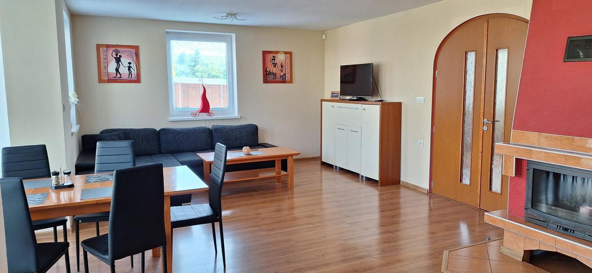 Vila Deluxe&Apartmány Riviéra Liptov Bešeňová Besenova Exterior foto