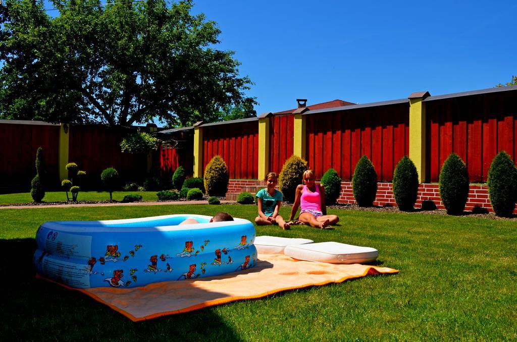 Vila Deluxe&Apartmány Riviéra Liptov Bešeňová Besenova Exterior foto